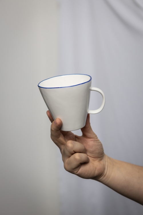 Tasse ÉLÉGANTE 300ml en porcelaine avec liseré bleu