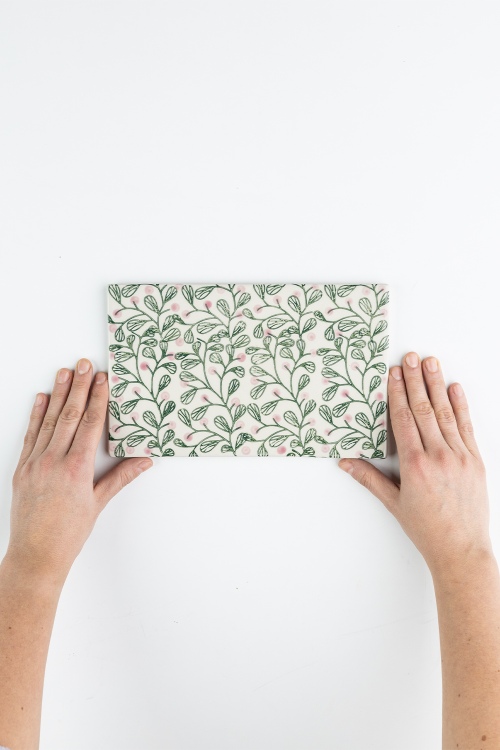 Eco-Friendly Ceramic Board LEAVES for Decor