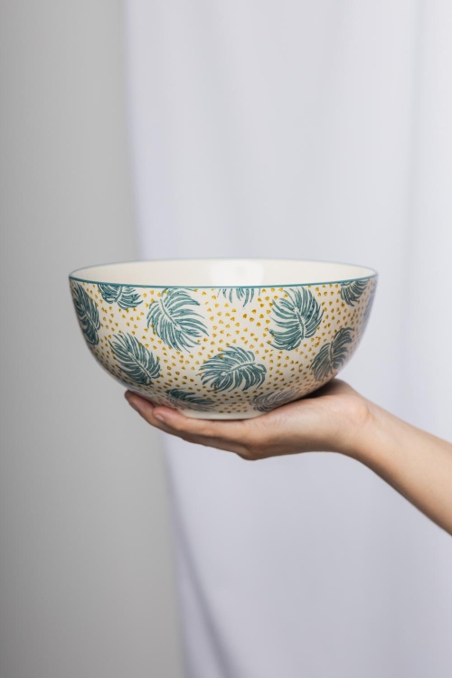 Boho Chic Stoneware Salad Bowl for Eco-Friendly Dining