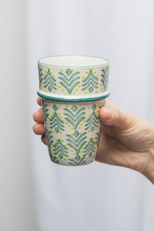 Eco-Friendly Oriental Stoneware Mug with Elegant Design