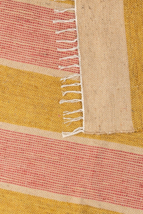 Traditional Jute-Cotton Carpet for Stylish Interiors