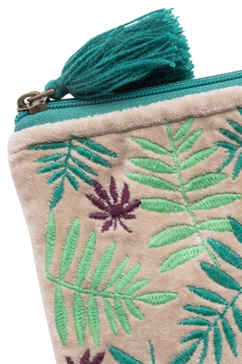 Velvet Bag Leaves for Chic Storage