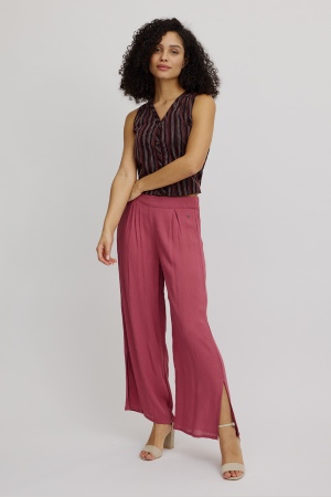 Loose EcoVero™ pants rose wine