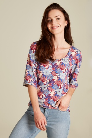 Loose shirt made from EcoVero™ viscose blue bloom