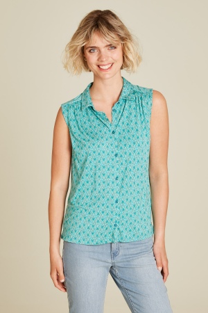 Feminine blouse made of EcoVero™ viscose lagoon