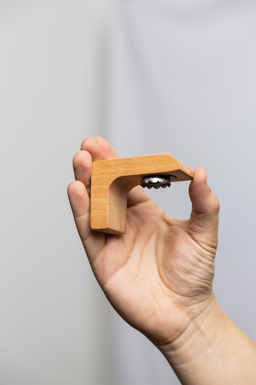 Beech Wood Magnetic Soap Holder for Bathrooms